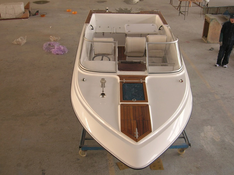 Grandsea 22ft / 6.8m Fiberglass Cabin Motor Boat for Sale