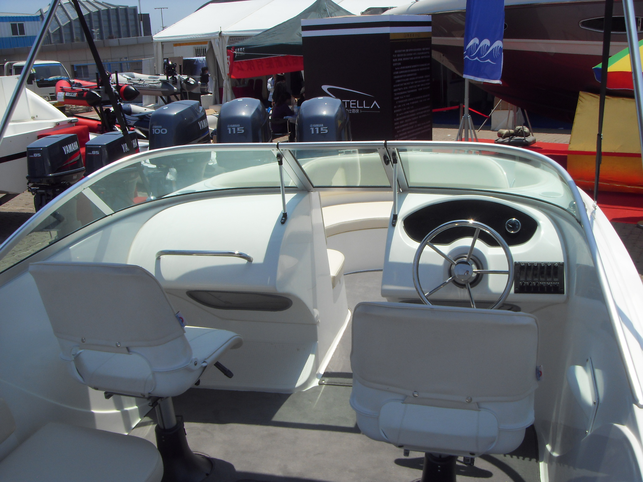 Grandsea 19ft 5.8m Fiberglass Speed Bowrider Boat for Sale