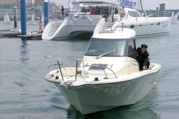 Grandsea 28ft /8.61m Fiberglass Fishing Boat for Sale Yacht Cabin Boat